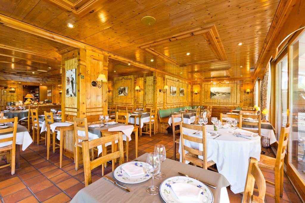 Logis La Charpenterie Hotel Talloires Exterior photo